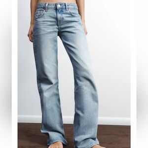 Zara Low rise wide leg jeans